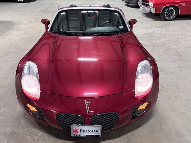 Used 2009 Pontiac Solstice GXP w/ Premium Package RWD image 6
