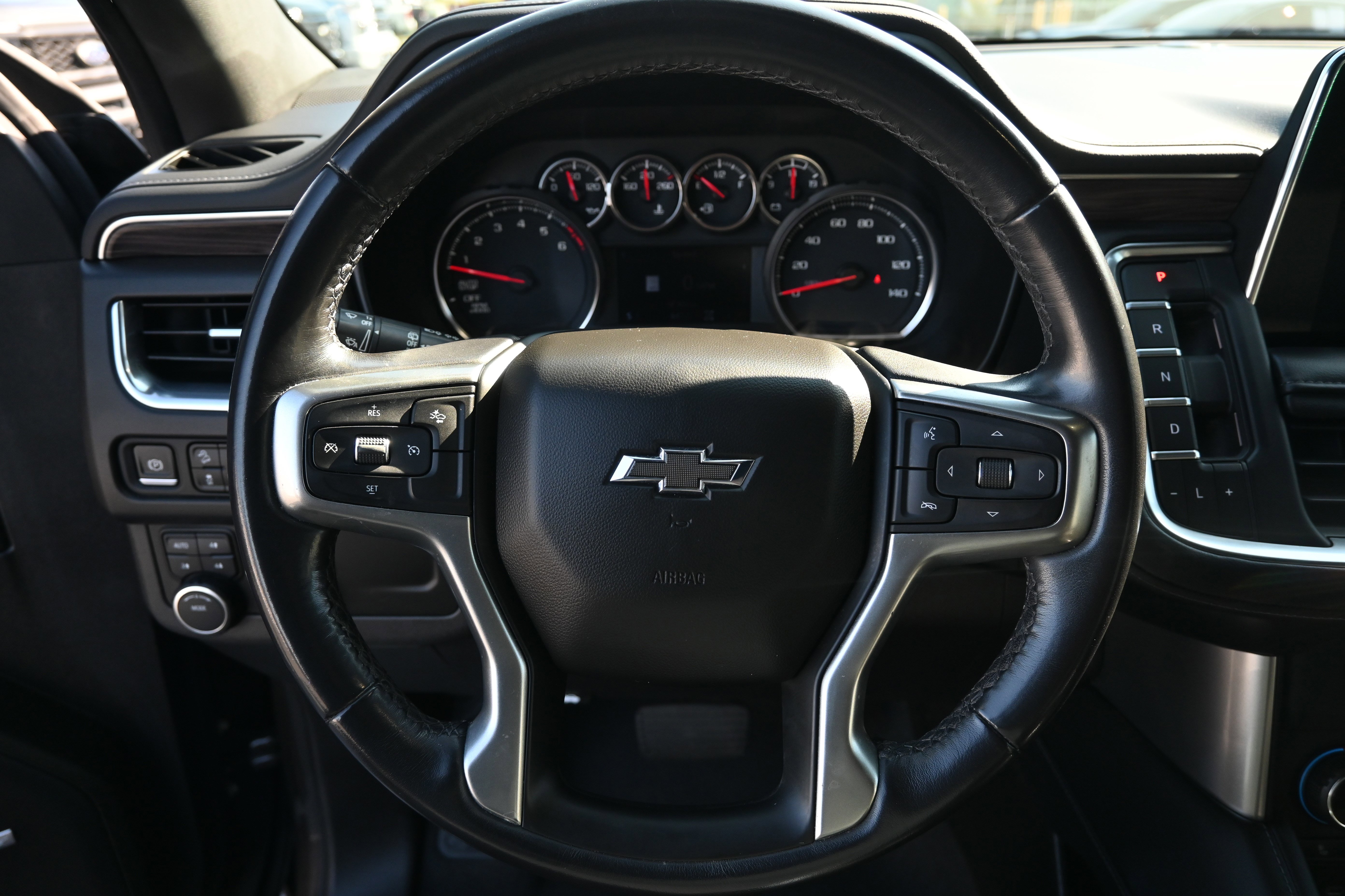 Used 2021 Chevrolet Tahoe Z71 w/ Rear Media and Nav Package image 19