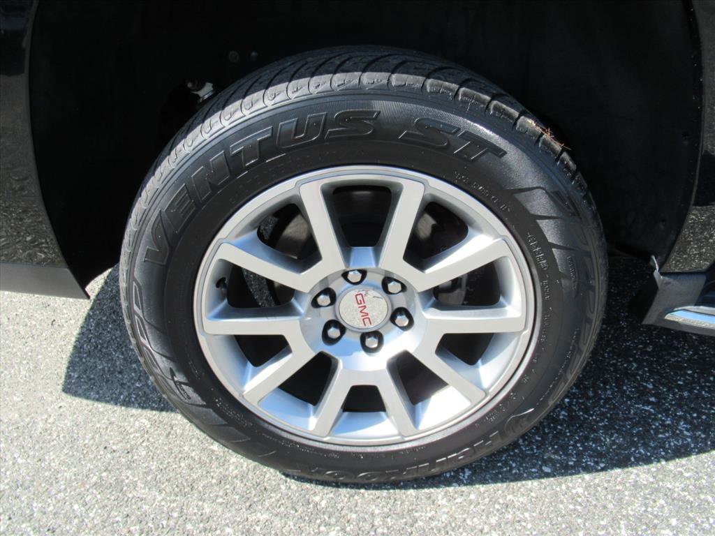 Used 2019 GMC Yukon XL Denali image 7