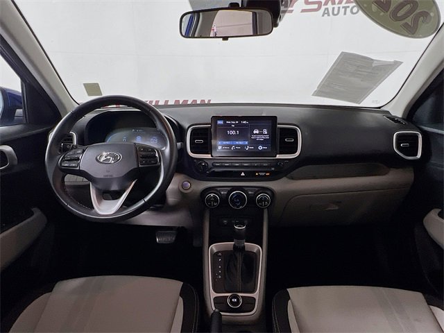Used 2024 Hyundai Venue SEL image 23
