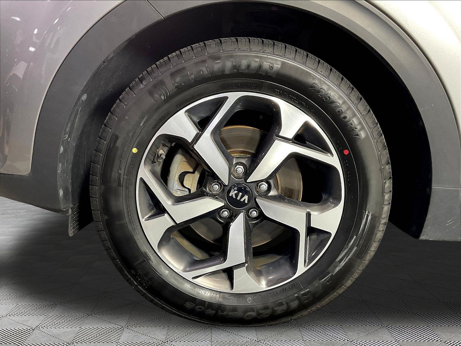 Used 2020 Kia Sportage LX FWD image 33