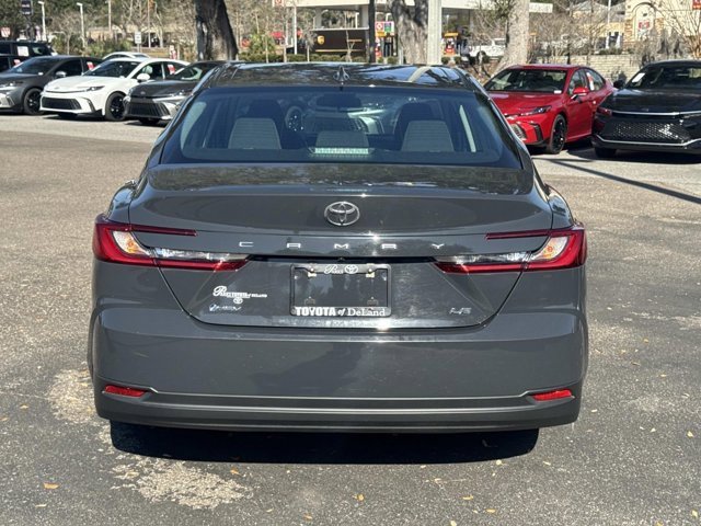 Used 2025 Toyota Camry LE image 3