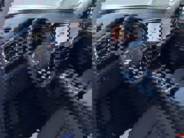 New 2026 Volkswagen Atlas SE image 11