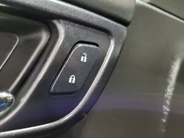 Used 2016 GMC Yukon SLE w/ HD Trailering Package image 45