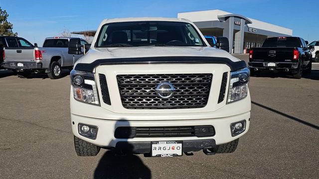Used 2019 Nissan Titan PRO-4X w/ Pro-4x Convenience Package image 3