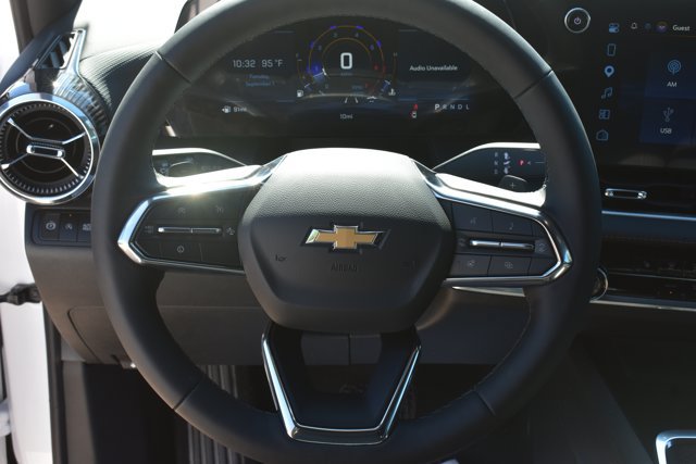 New 2027 Chevrolet Equinox LT w/ Safety and Technology Package FWD image 18