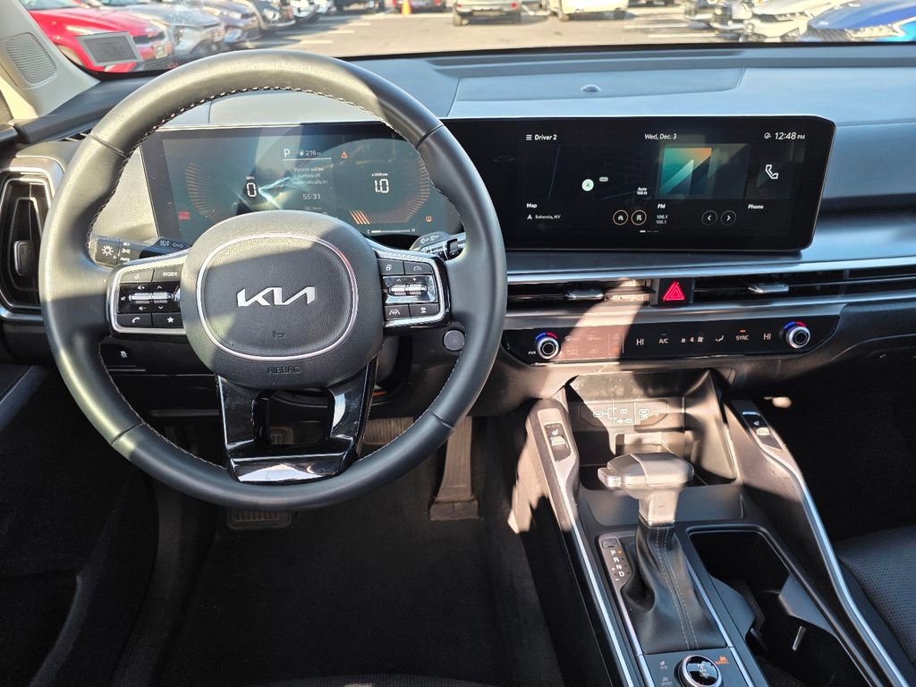 Used 2024 Kia Sorento S image 11