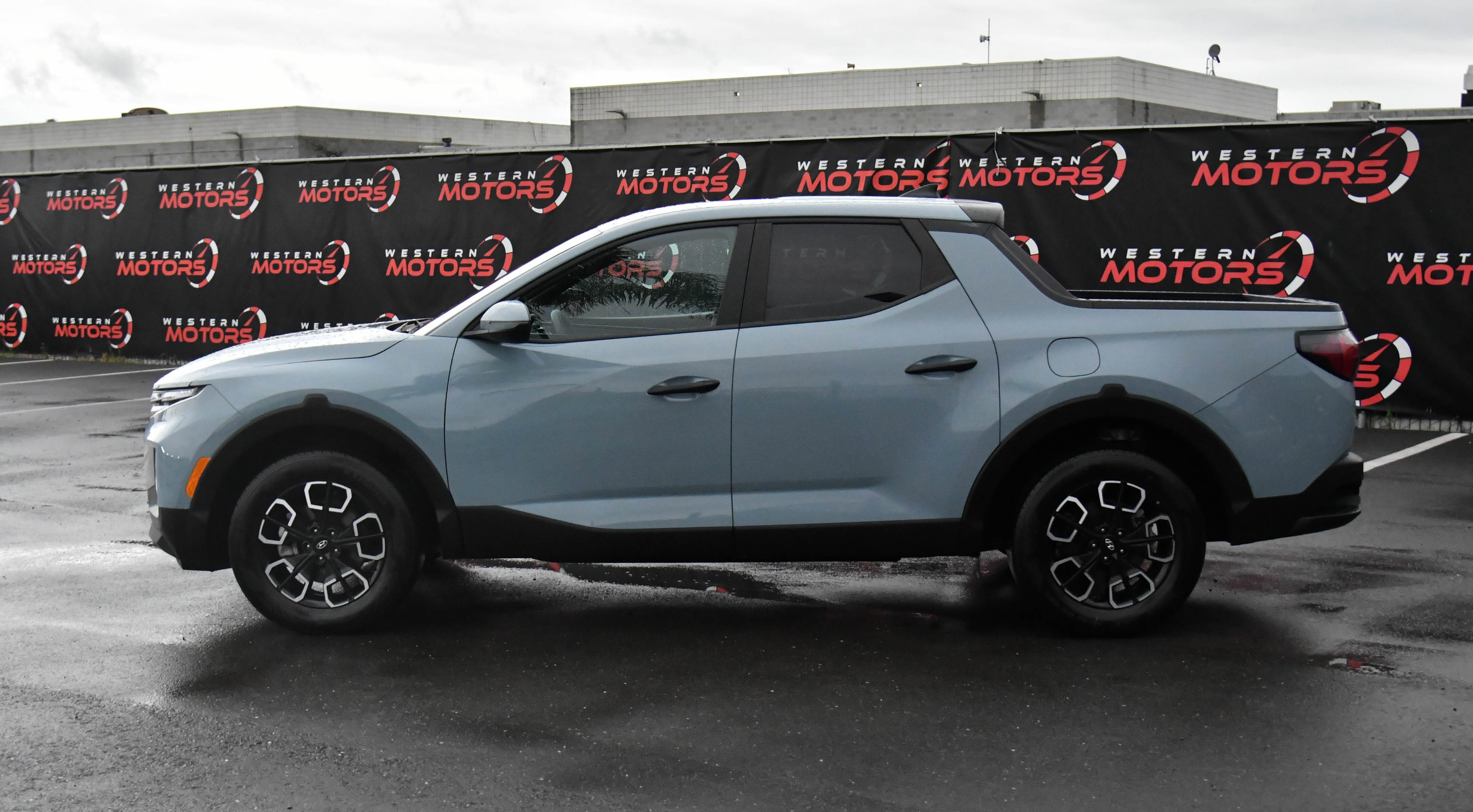 Used 2024 Hyundai Santa Cruz SEL image 4