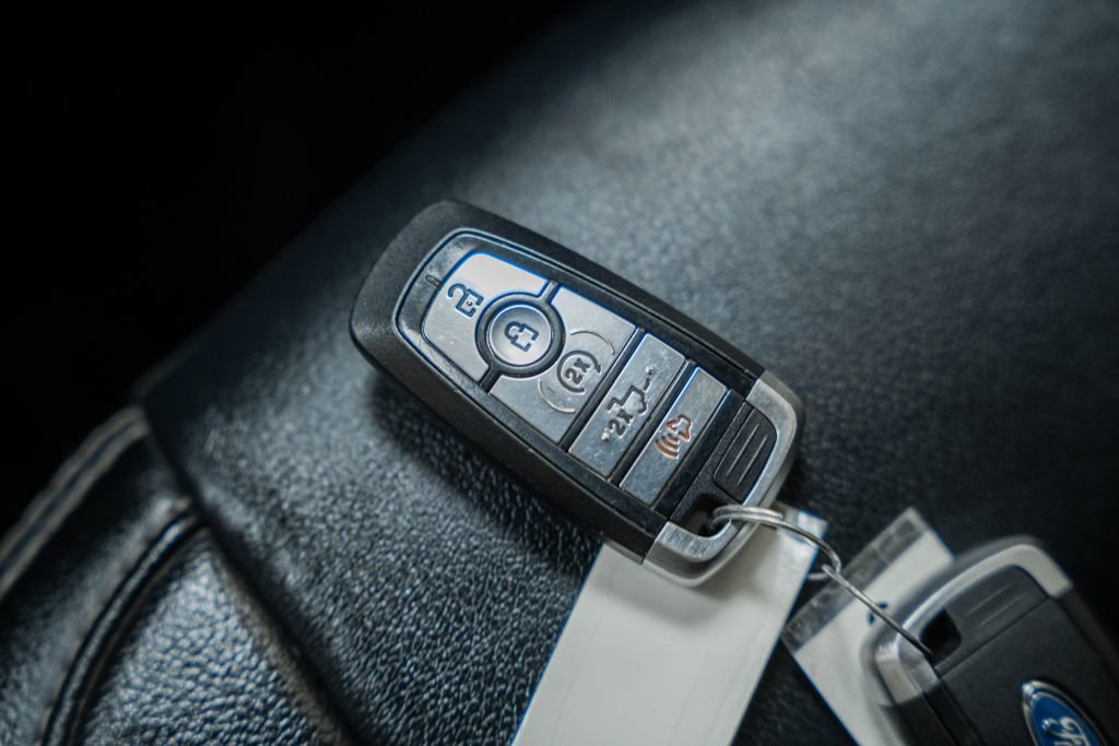 Used 2021 Ford F350 Lariat image 56