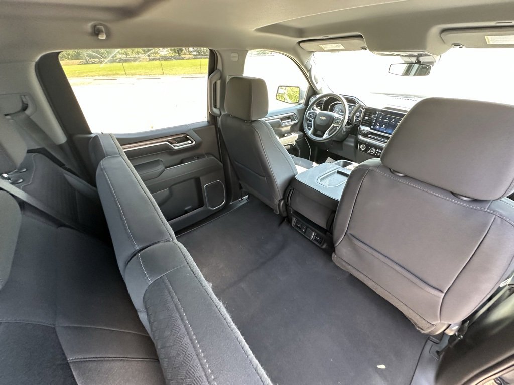 Used 2023 Chevrolet Silverado 1500 LT image 13