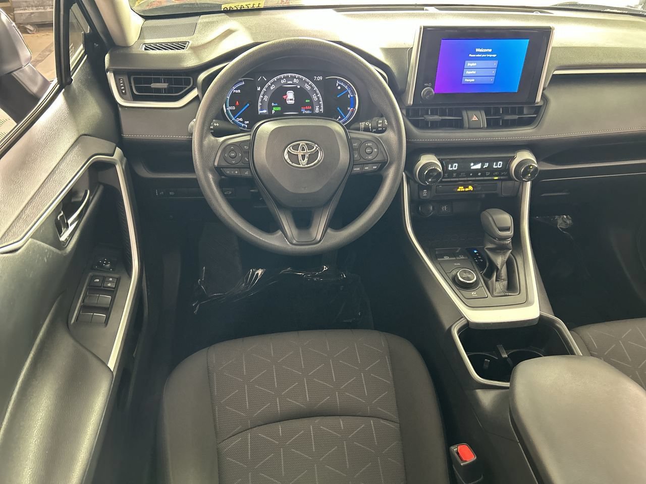 Used 2023 Toyota RAV4 XLE w/ Convenience Package AWD/4WD image 23