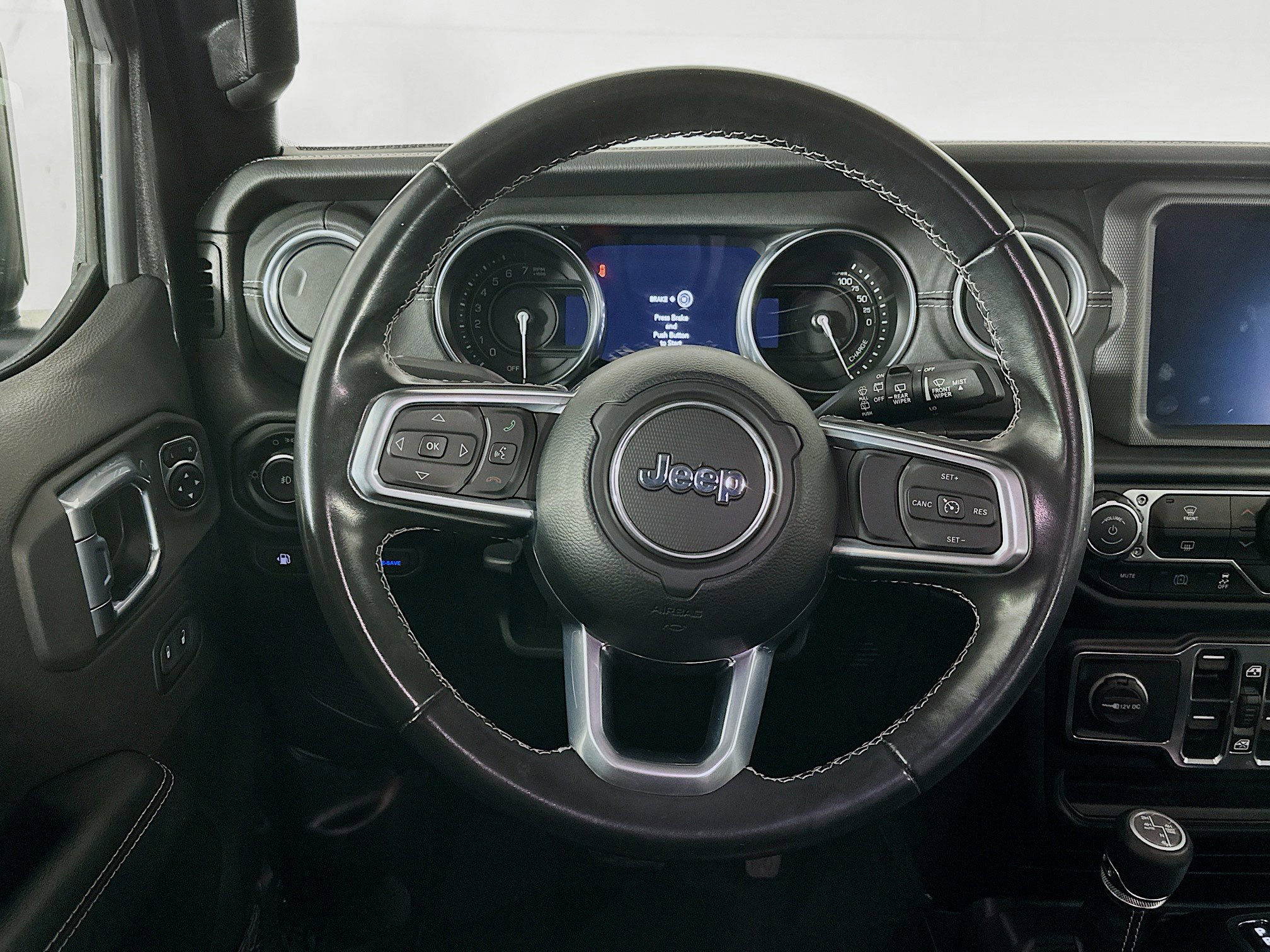 Used 2022 Jeep Wrangler Sahara image 17