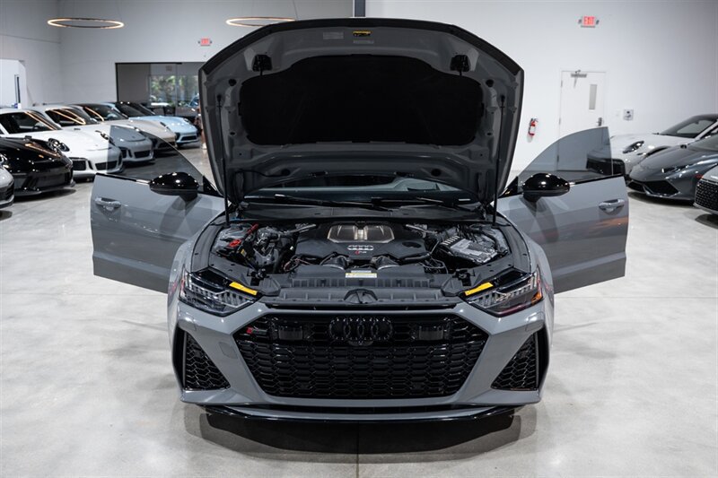 Used 2021 Audi RS 7 Sportback w/ Black Optic Package AWD/4WD image 45