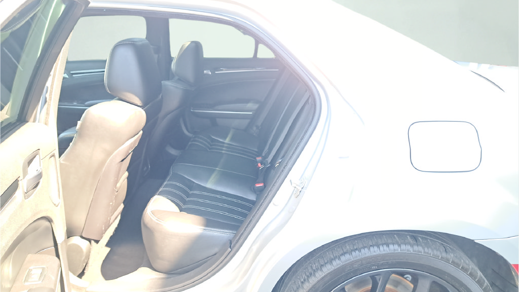 Used 2022 Chrysler 300 S RWD image 12