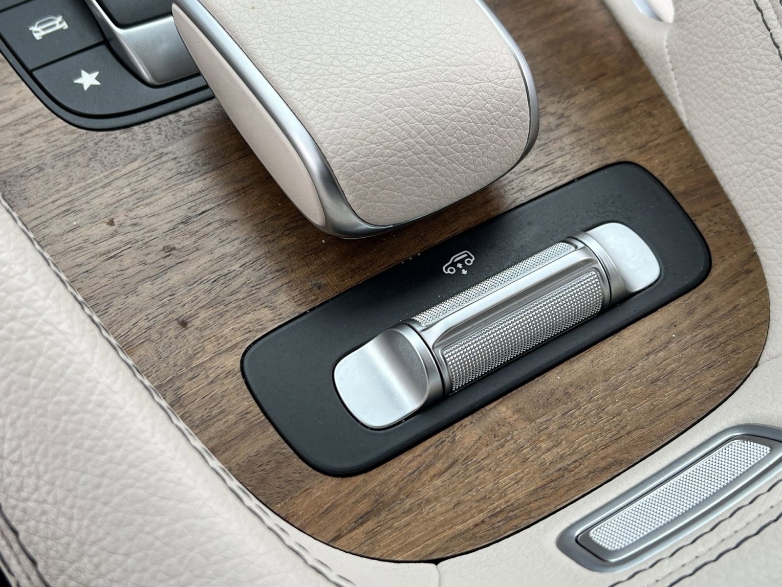 Certified 2023 Mercedes-Benz GLS 450 4MATIC image 35