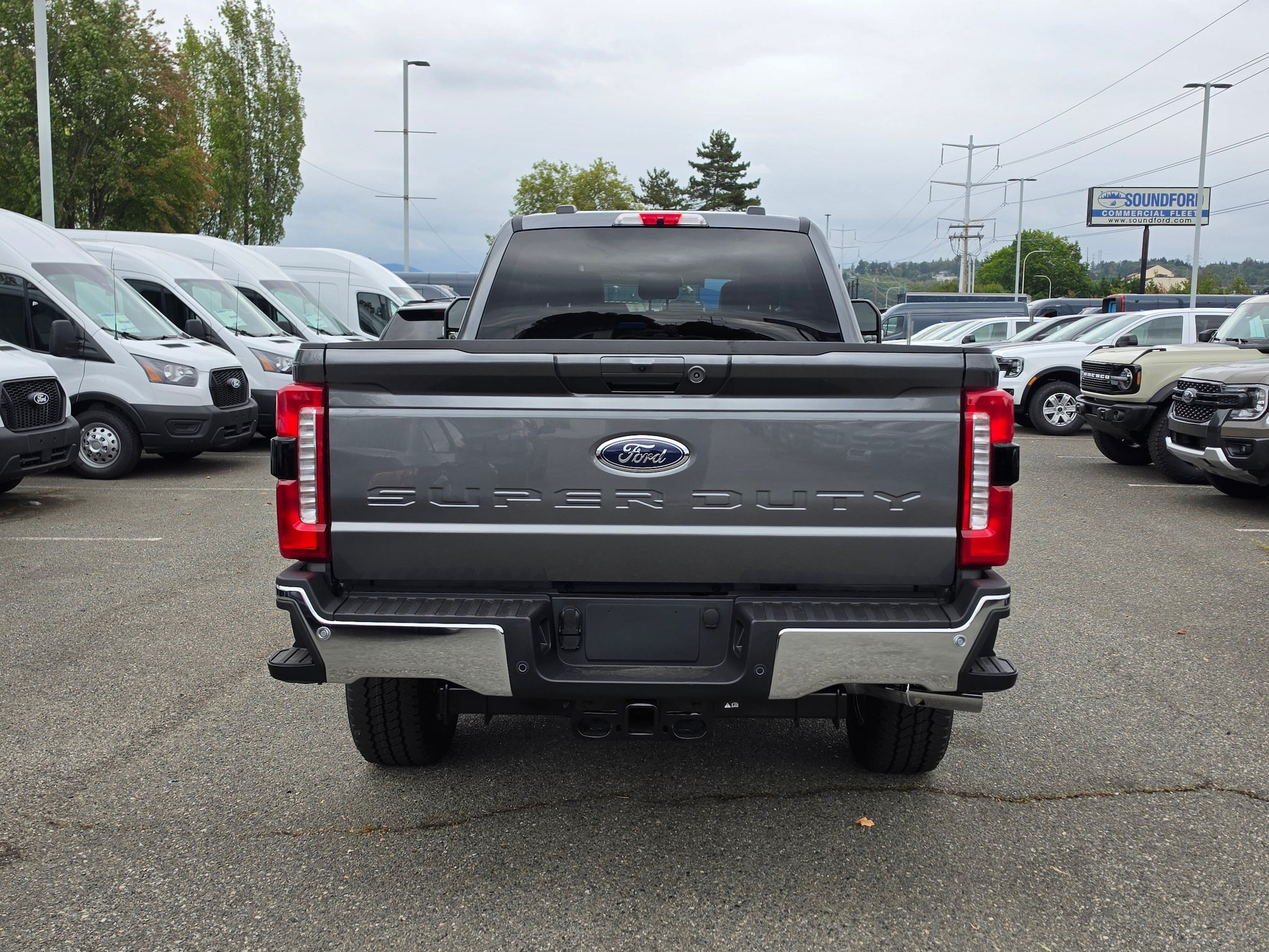 New 2026 Ford F350 Lariat w/ Chrome Package AWD/4WD image 6
