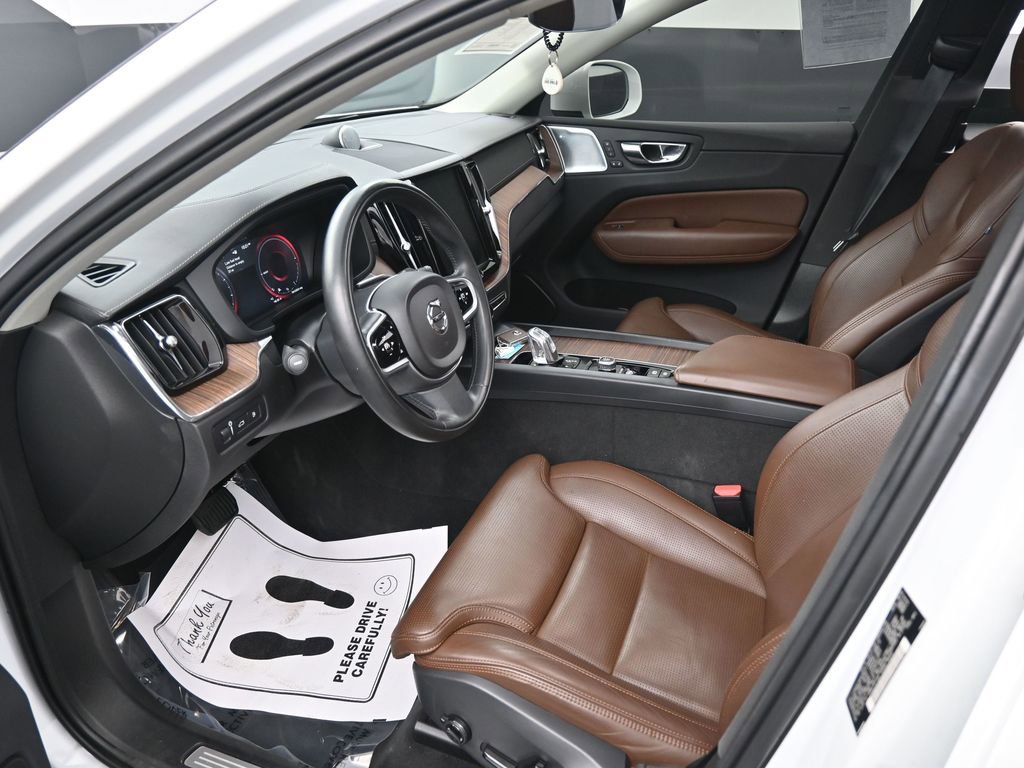 Used 2019 Volvo XC60 T8 Inscription w/ Advanced Package image 24
