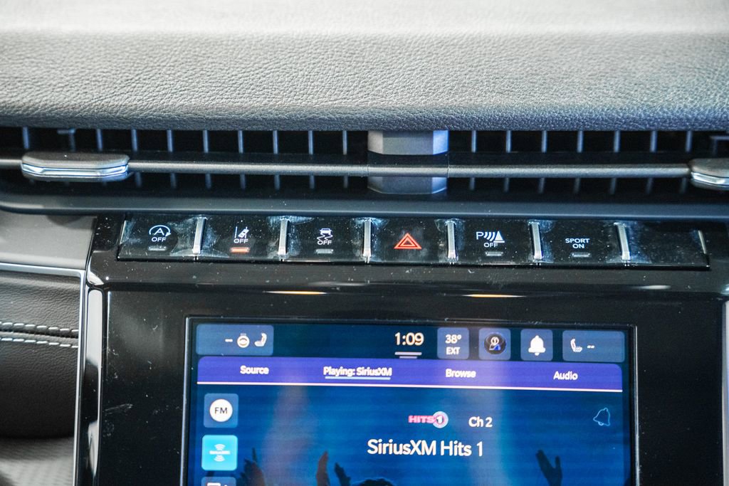 New 2025 Jeep Grand Cherokee L Altitude image 21