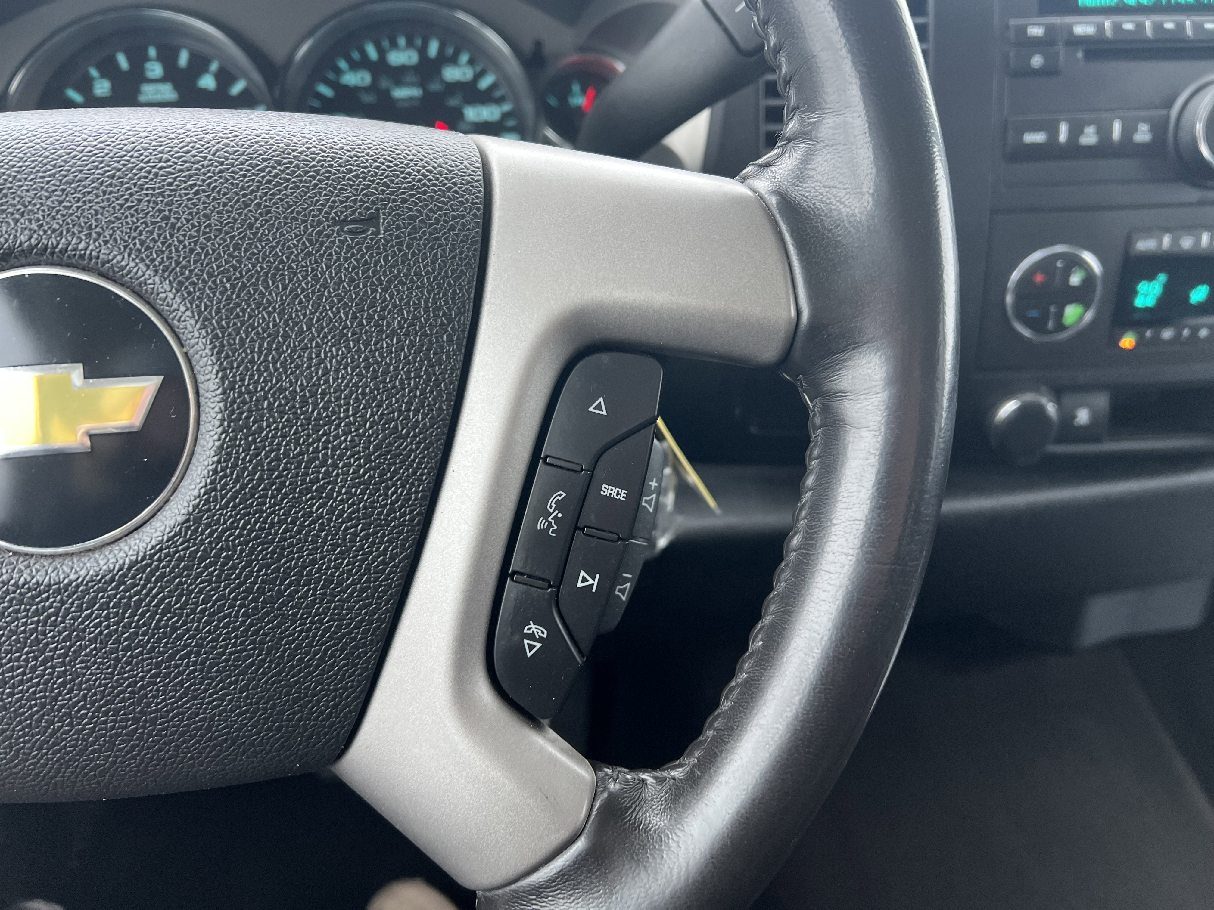 Used 2010 Chevrolet Silverado 1500 LT w/ Power Pack Plus image 18