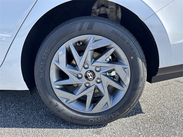 New 2026 Hyundai Elantra Blue image 19