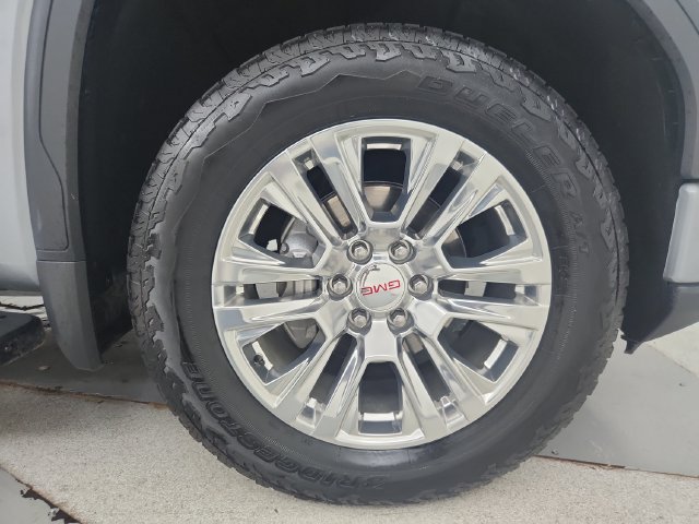 Used 2025 GMC Sierra 1500 Denali AWD/4WD image 26
