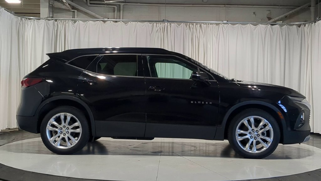 Used 2019 Chevrolet Blazer LT w/ Sun and Wheels Package AWD/4WD image 11