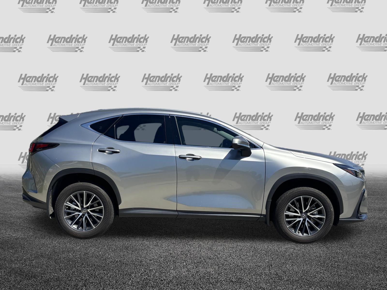 Used 2024 Lexus NX 350h AWD image 11