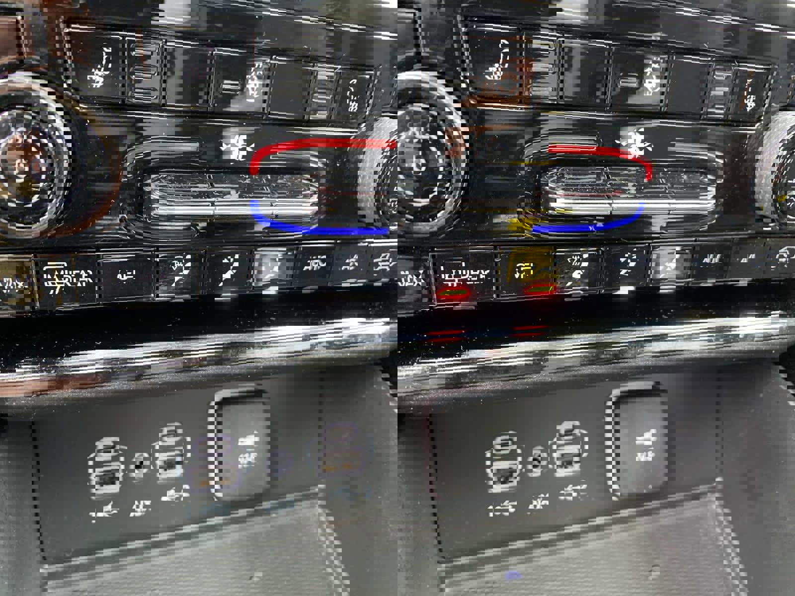 Certified 2023 Jeep Grand Cherokee Altitude image 16