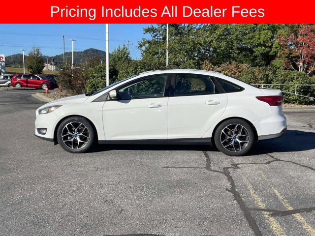 Used 2018 Ford Focus SEL FWD image 2