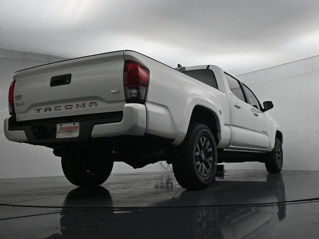 Used 2023 Toyota Tacoma SR5 w/ Technology Package AWD/4WD image 36