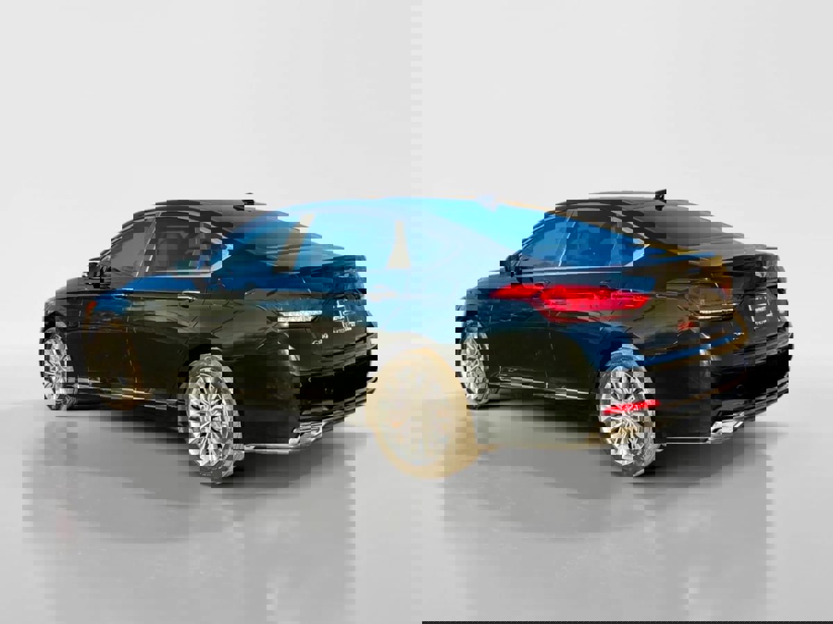 Used 2017 Genesis G80 3.8 w/ Option Group 02 image 3