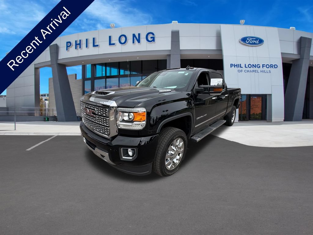 Used 2019 GMC Sierra 2500 Denali w/ Duramax Plus Package AWD/4WD image 1