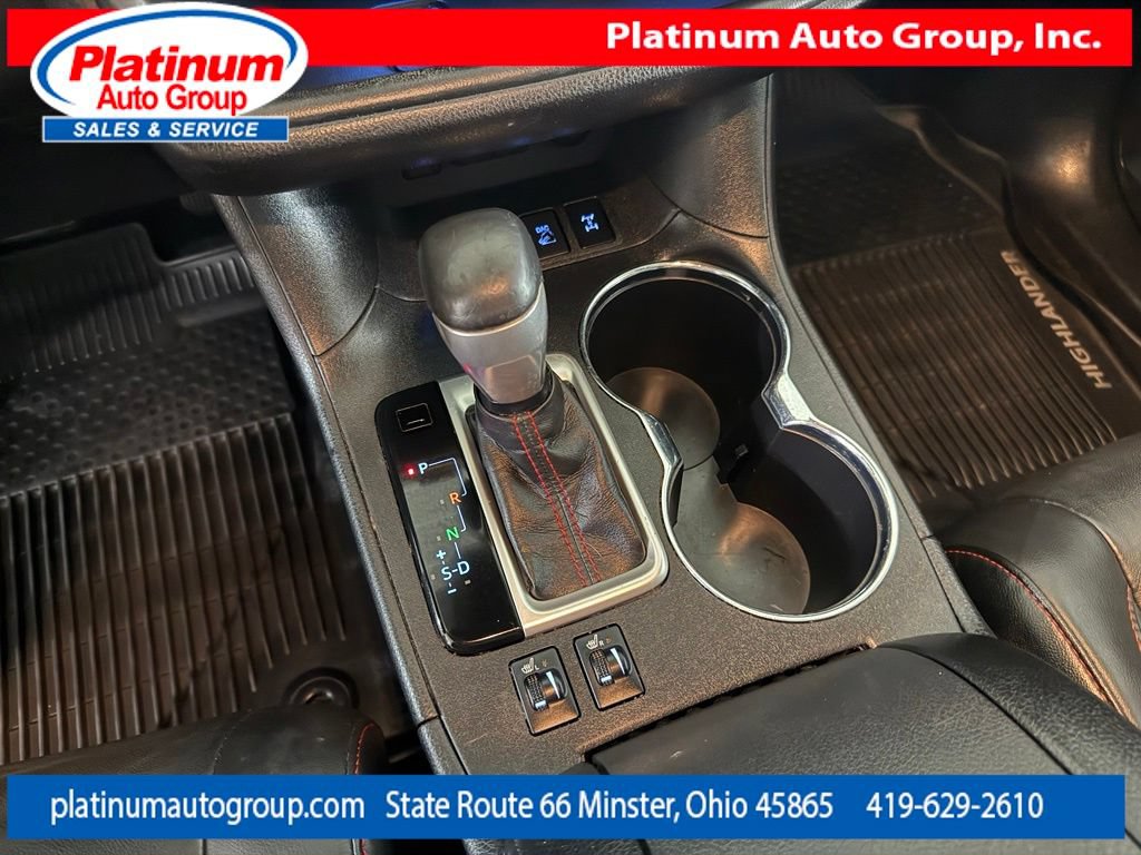 Used 2019 Toyota Highlander SE AWD/4WD image 35