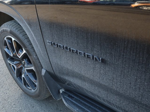 Used 2021 Chevrolet Suburban RST w/ Luxury Package image 20