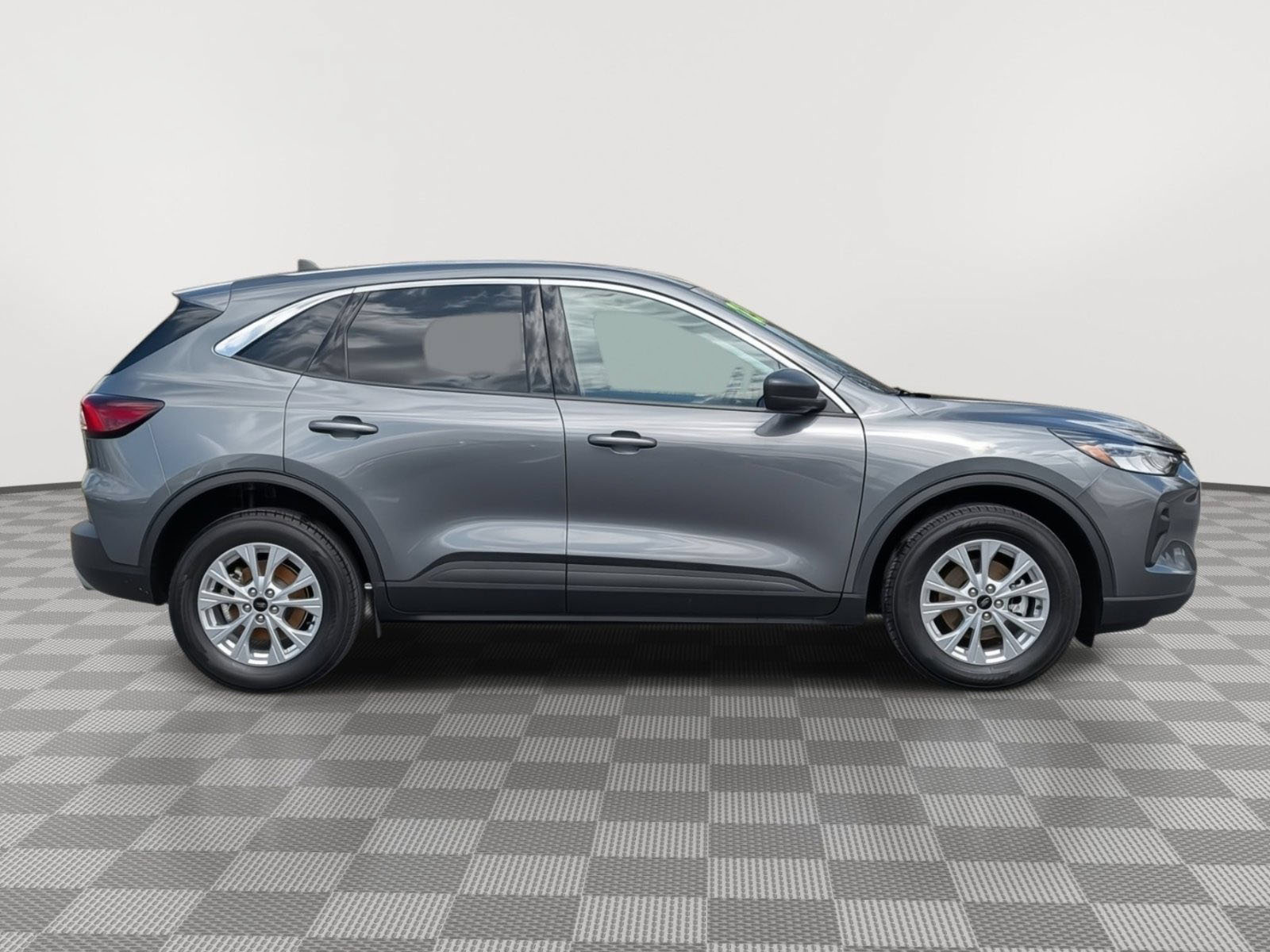 Used 2023 Ford Escape Active w/ Tech Pack #1 AWD/4WD image 6