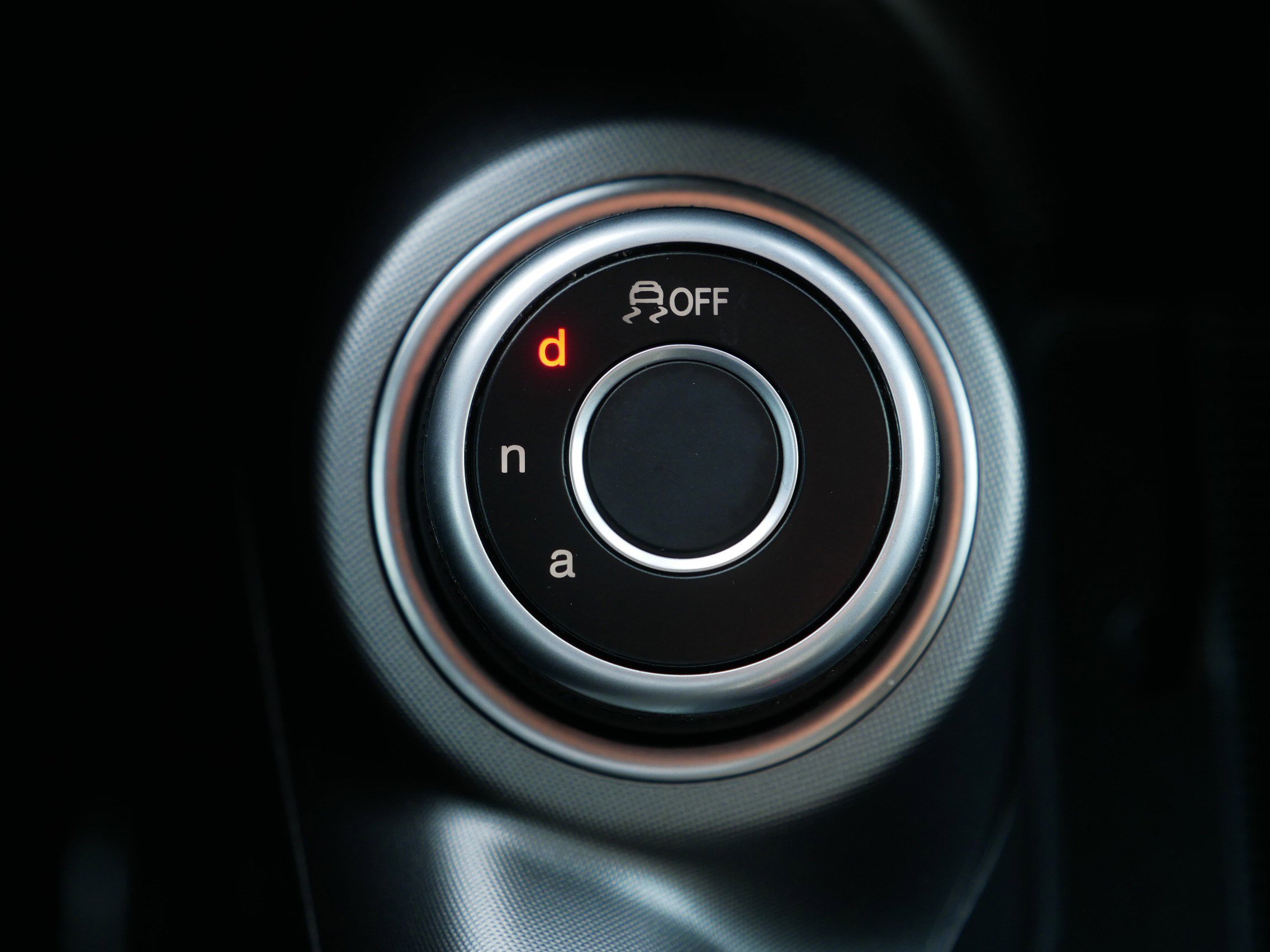 Used 2025 Alfa Romeo Tonale image 33