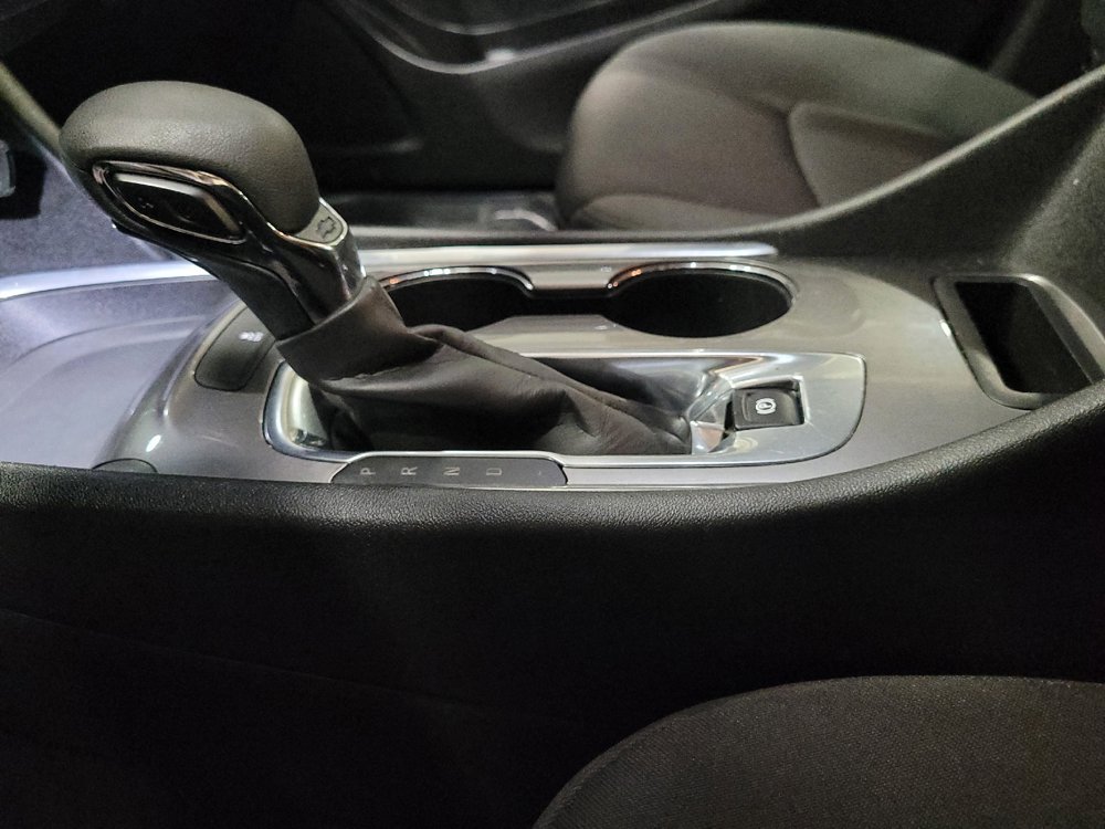 Used 2023 Chevrolet Malibu LT FWD image 26