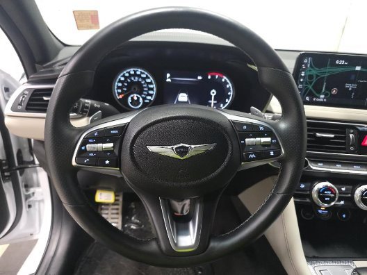 Used 2023 Genesis G70 3.3T w/ Sport Advanced Package image 9