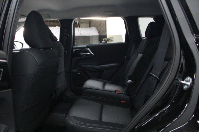 New 2026 Mitsubishi Outlander ES FWD image 24