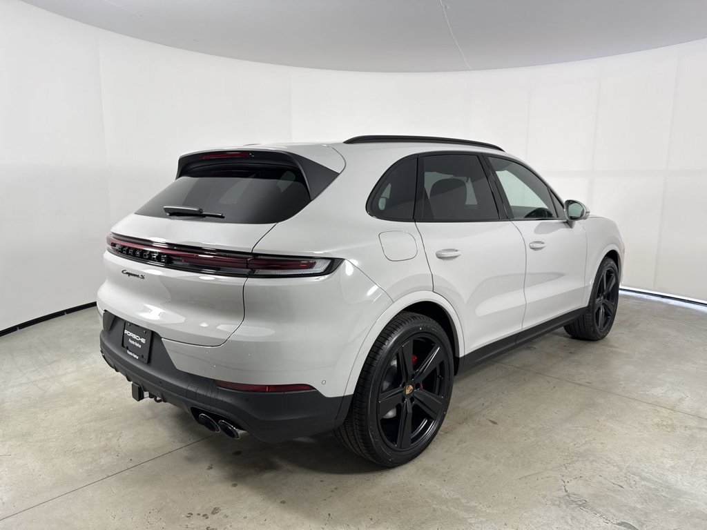 New 2026 Porsche Cayenne S AWD/4WD image 7