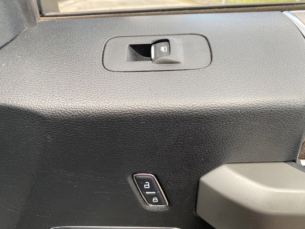 Used 2019 Ford F250 Lariat image 16