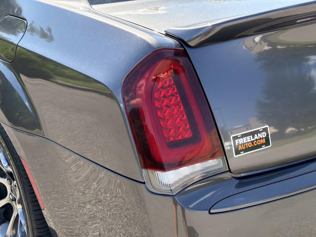 Used 2017 Chrysler 300 S RWD image 12