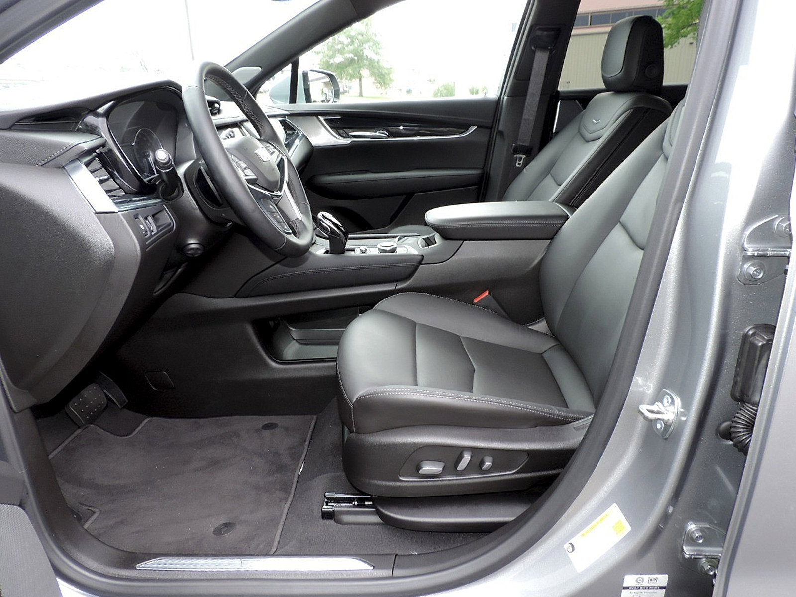Used 2025 Cadillac XT5 Premium Luxury FWD image 26