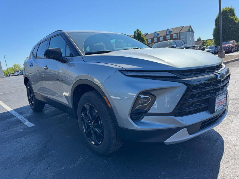 New 2026 Chevrolet Blazer LT w/ Midnight/Sport Edition FWD video 2