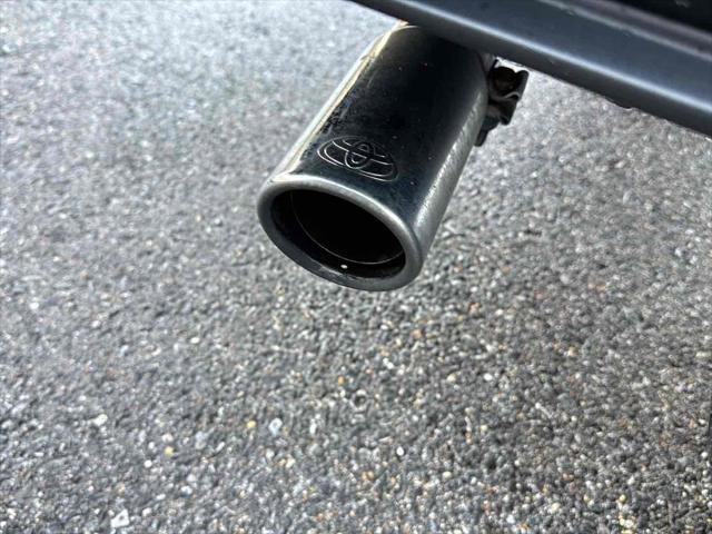 Used 2020 Toyota Tacoma SR image 12