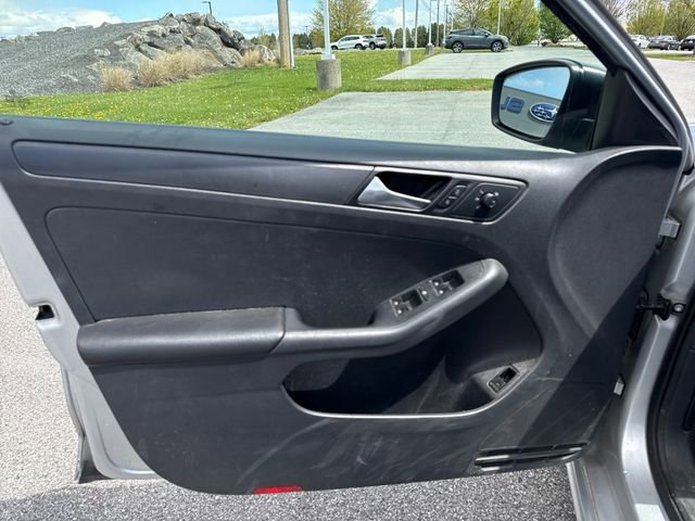 Used 2016 Volkswagen Jetta S image 22