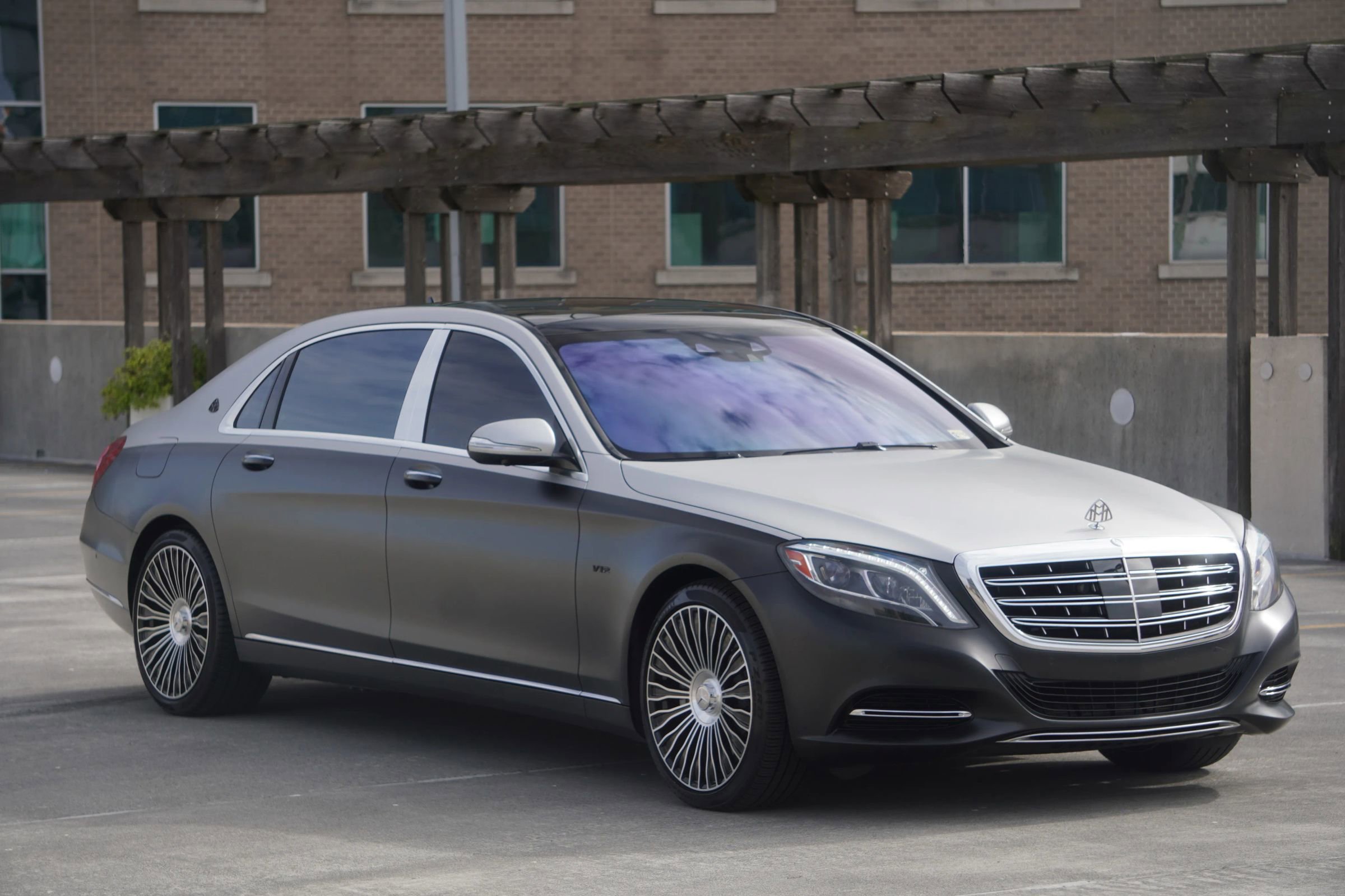 Used 2016 Mercedes-Benz Maybach S 600 image 9