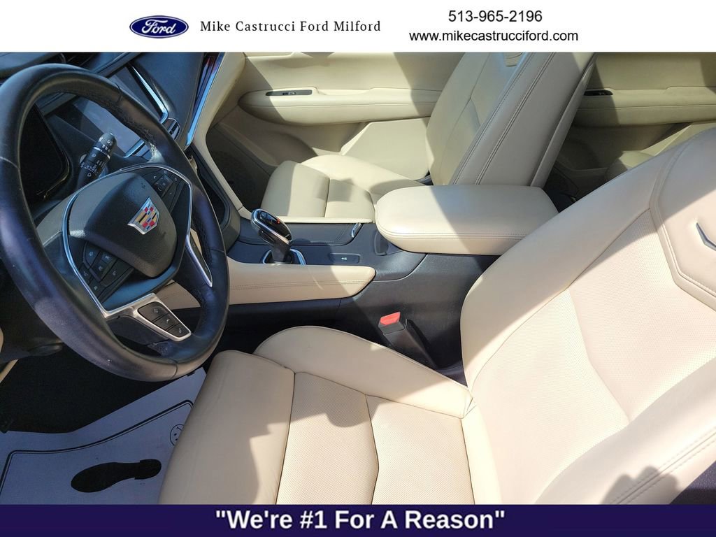 Used 2017 Cadillac XT5 Luxury w/ Driver Awareness Package image 23