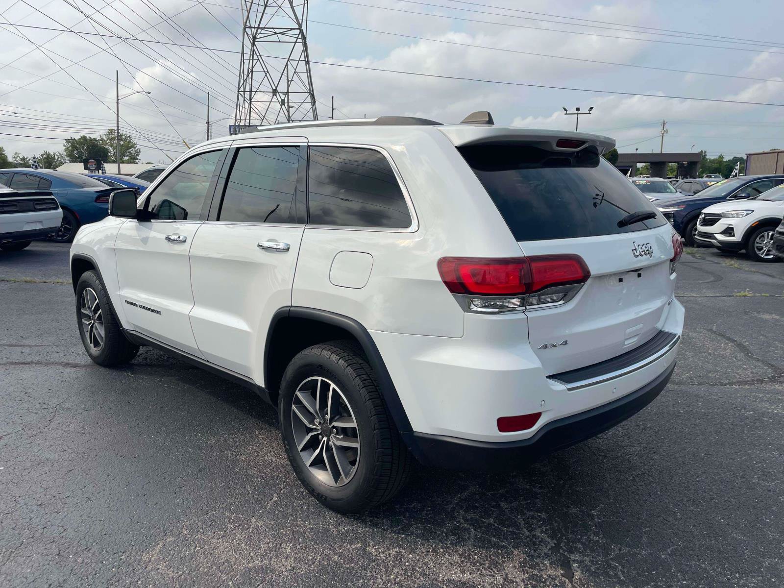 Used 2021 Jeep Grand Cherokee Limited w/ Sun & Sound Group AWD/4WD image 5