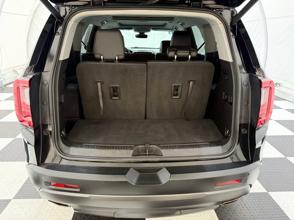 Used 2021 GMC Acadia AT4 w/ GMC Pro Grade Package image 4